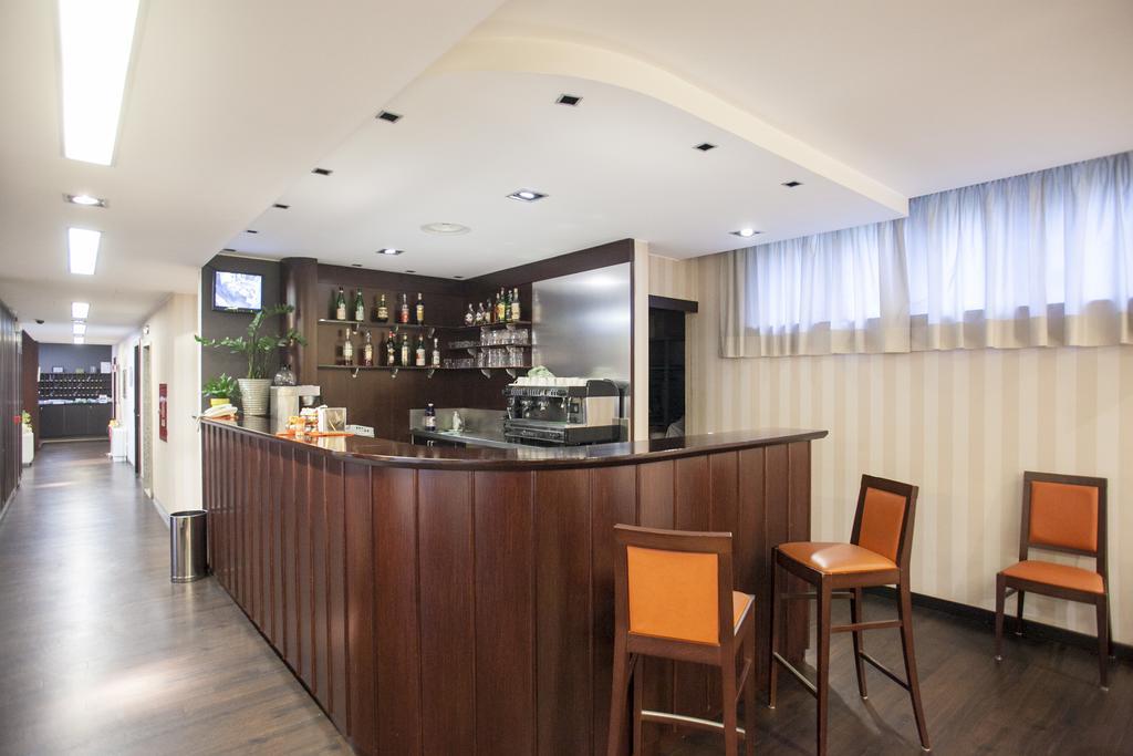 Hotel 2C Леньяно Екстер'єр фото